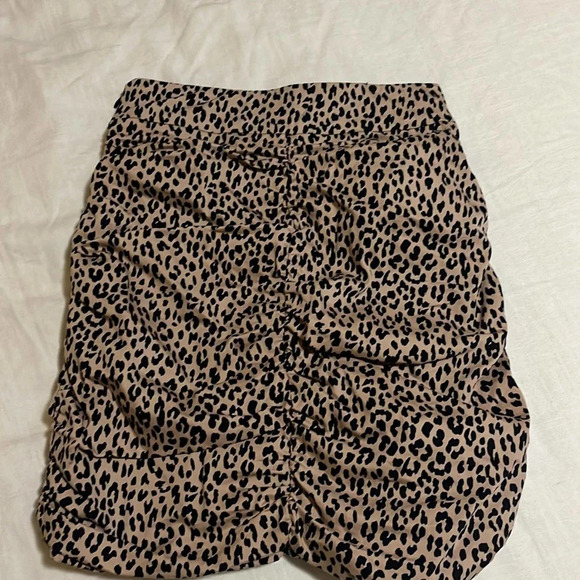 zara cheetah skirt XS - Picture 3 of 4